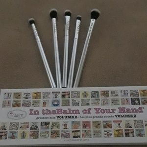 Pallete and Brushes Set